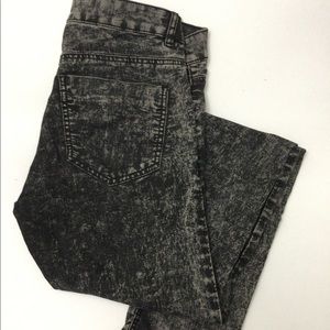 Acid wash skinny jeans